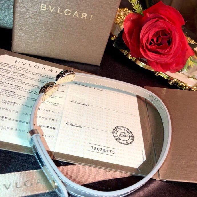 Bvlgari飾品 寶格麗銀色真皮頸鏈手鏈通用款 經典黑白琺瑯蛇頭扣環  zgbq3146
